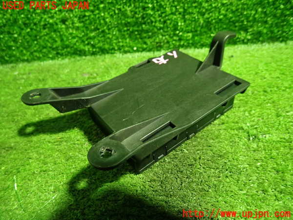 5UPJ-20086149]ベンツ SL500 R230(230475)コンピューター4 A 220 445 20 00 中古_m0002.jpg