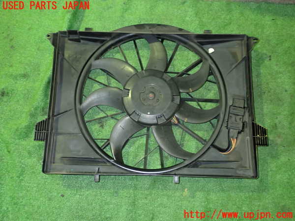 5UPJ-20086836]ベンツ SL500 R230(230475)電動ファン1 中古_m0001.jpg