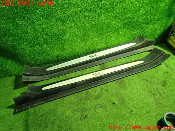 5UPJ-20087740]ベンツ SL500 R230(230475)スカッフプレート 中古_m0001.jpg