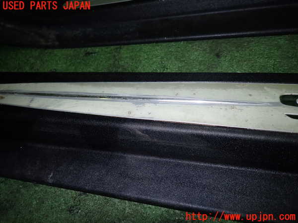 5UPJ-20087740]ベンツ SL500 R230(230475)スカッフプレート 中古_m0004.jpg