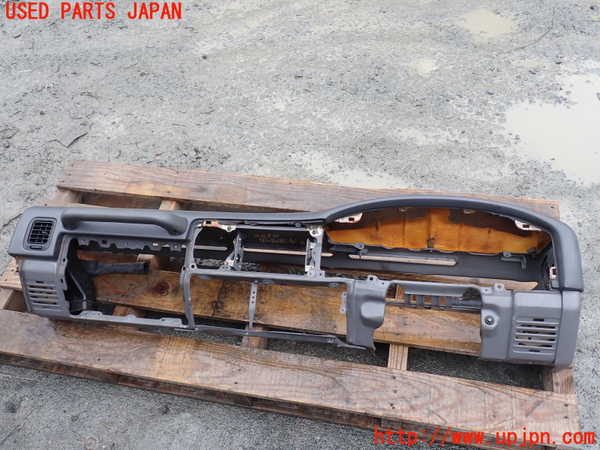 5UPJ-20107505]ランクルプラド(KZJ78W)ダッシュボード 中古_m0001.jpg