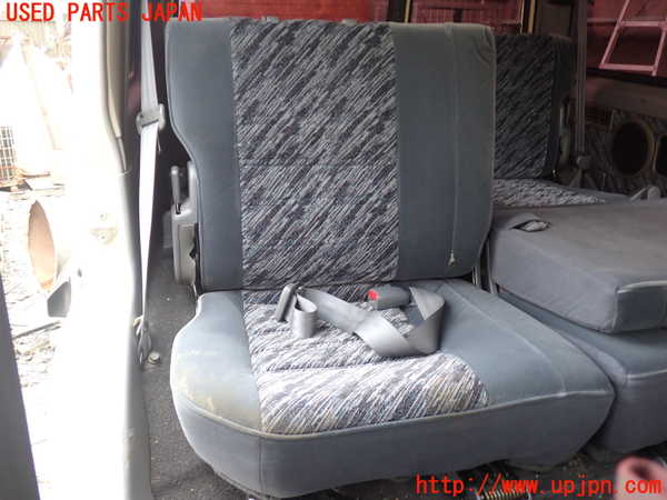 5UPJ-20107145]ランクルプラド(KZJ78W)右2列目シート 中古_m0001.jpg