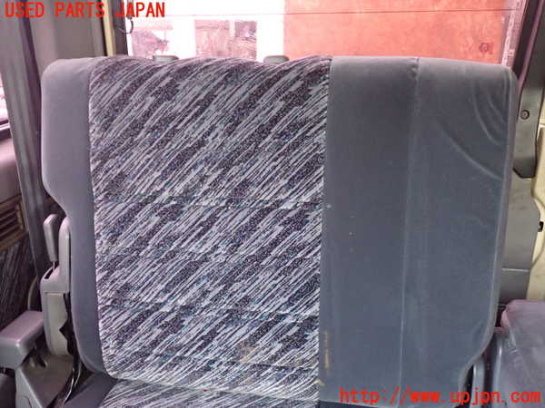 5UPJ-20107235]ランクルプラド(KZJ78W)右3列目シート 中古_m0002.jpg