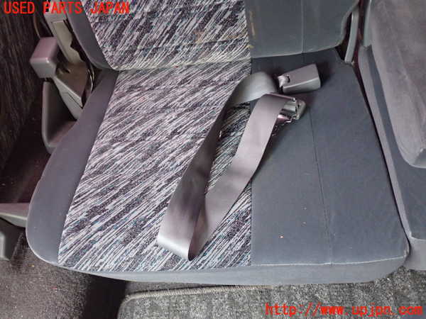 5UPJ-20107235]ランクルプラド(KZJ78W)右3列目シート 中古_m0003.jpg