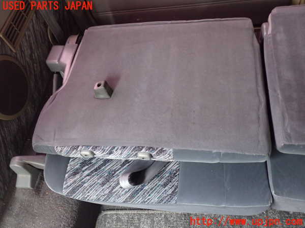 5UPJ-20107235]ランクルプラド(KZJ78W)右3列目シート 中古_m0004.jpg
