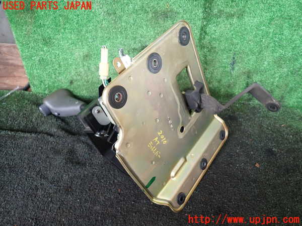 5UPJ-20107555]ランクルプラド(KZJ78W)ATシフトレバー 中古_m0003.jpg