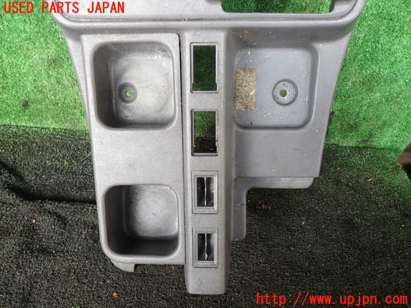 5UPJ-20107549]ランクルプラド(KZJ78W)コンソール 中古_m0003.jpg