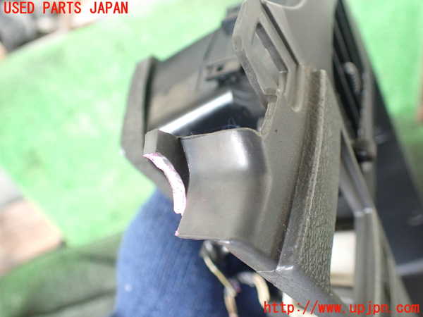 5UPJ-20107510]ランクルプラド(KZJ78W)メーターフード 中古_m0003.jpg