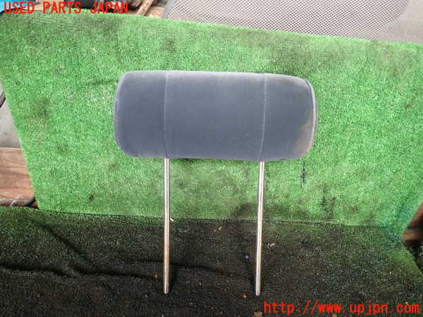 5UPJ-20107150]ランクルプラド(KZJ78W)右2列目ヘッドレスト 中古_m0001.jpg
