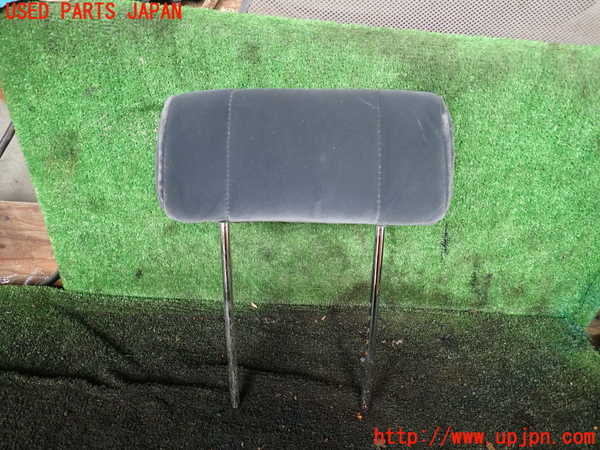 5UPJ-20107150]ランクルプラド(KZJ78W)右2列目ヘッドレスト 中古_m0002.jpg