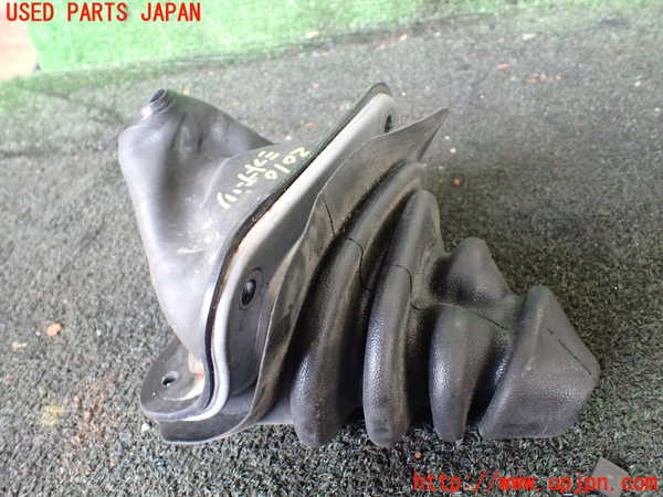 5UPJ-20107575]ランクルプラド(KZJ78W)シフトブーツ 中古_m0002.jpg