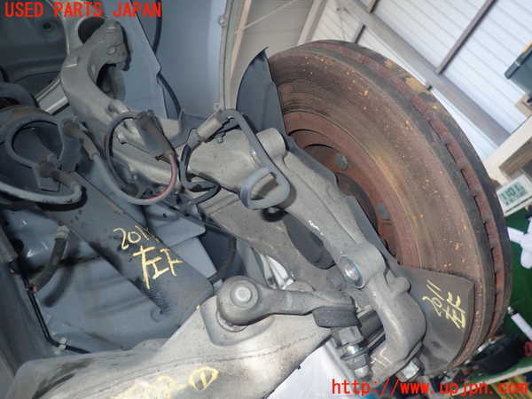 5UPJ-20114295]フェアレディZ(Z34)左フロントナックルハブ 中古_m0002.jpg