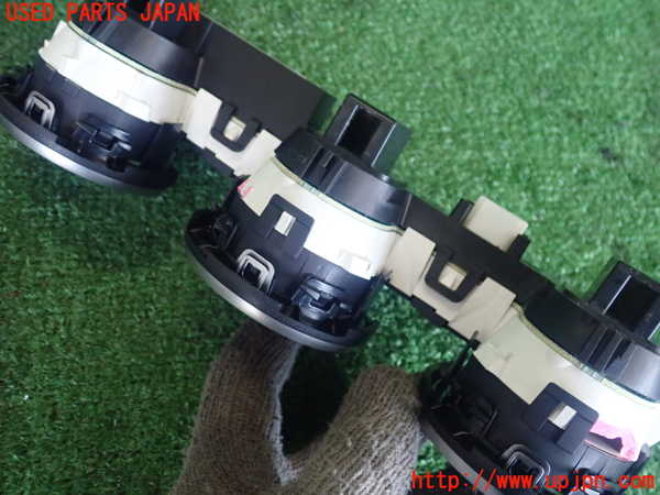 5UPJ-20116180]フェアレディZ(Z34)3連メーター 中古_m0004.jpg