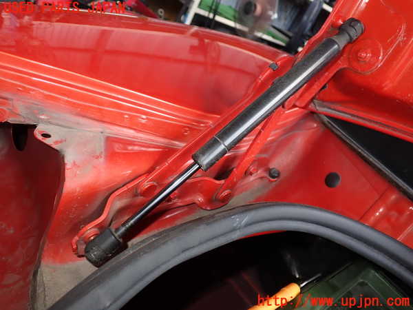 5UPJ-20121506]シボレー・カマロ(型式不明)トランクダンパー 中古_m0002.jpg