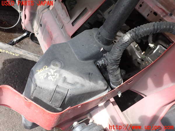 5UPJ-20122410]シボレー・カマロ(型式不明)ラジエータータンク 中古_m0002.jpg