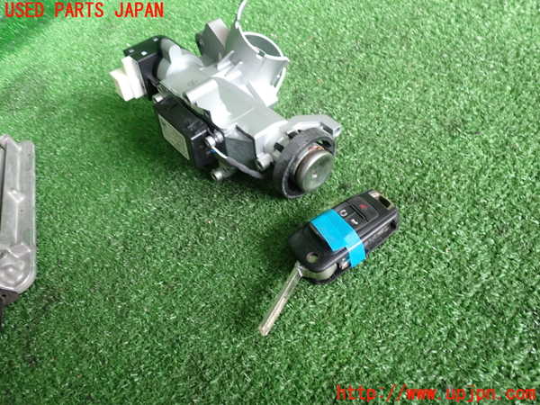 2UPJ-20126110]シボレー・カマロ(型式不明)エンジンコンピューター 中古 12635019_m0003.jpg