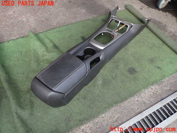 5UPJ-20127540]シボレー・カマロ(型式不明)センターコンソール 中古_m0001.jpg