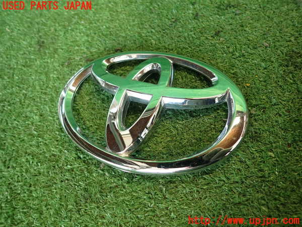 5UPJ-20131631]レジアスエース(ハイエース200系)(KDH201V)エンブレム1 中古_m0001.jpg