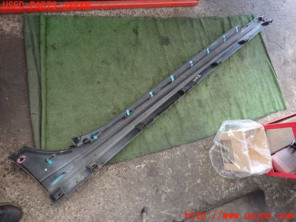 2UPJ-20141392]マセラティ・ギブリ(MG30AA)左サイドステップ 中古_m0003.jpg