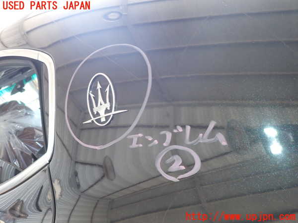 2UPJ-20141632]マセラティ・ギブリ(MG30AA)エンブレム2 中古_m0001.jpg