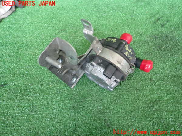 2UPJ-20142110]マセラティ・ギブリ(MG30AA)ウォーターポンプ 中古_m0001.jpg