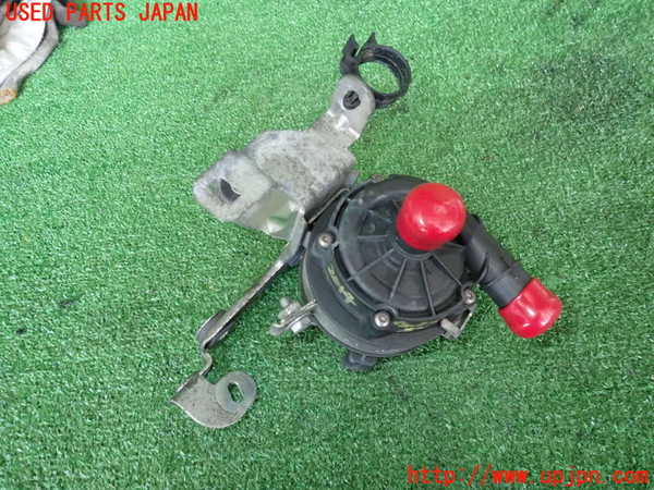 2UPJ-20142110]マセラティ・ギブリ(MG30AA)ウォーターポンプ 中古_m0002.jpg