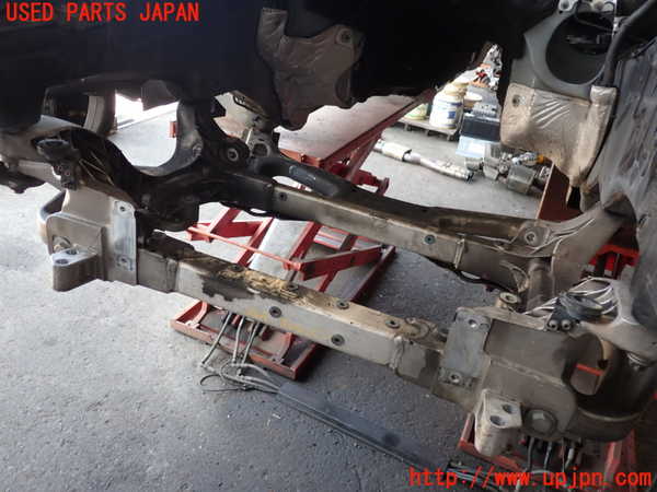 2UPJ-20145285]マセラティ・ギブリ(MG30AA)フロントメンバー 中古_m0002.jpg