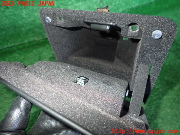 2UPJ-20147841]マセラティ・ギブリ(MG30AA)小物入れ1 中古_m0003.jpg