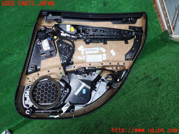 2UPJ-20141324]マセラティ・ギブリ(MG30AA)左後ドア内張り 中古_m0003.jpg