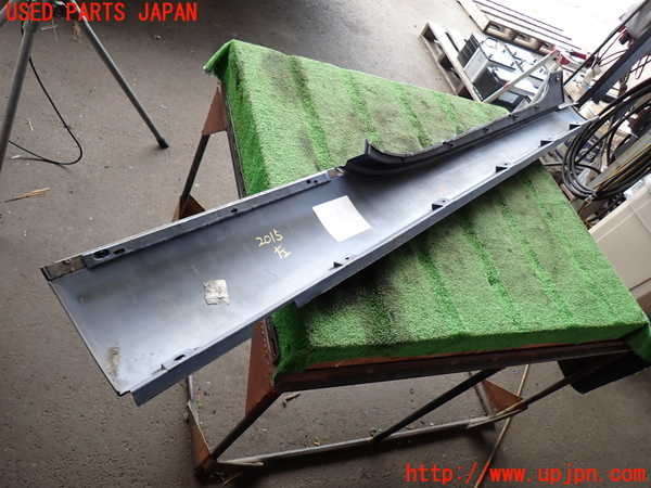 2UPJ-20151392]ベントレー・コンチネンタル・GT(BCBEB)左サイドステップ 中古_m0005.jpg