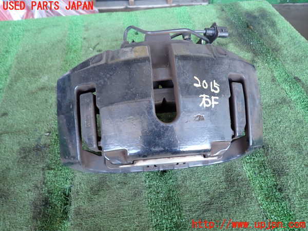 5UPJ-20154080]ベントレー・コンチネンタル・GT(BCBEB)右フロントキャリパー 中古_m0001.jpg