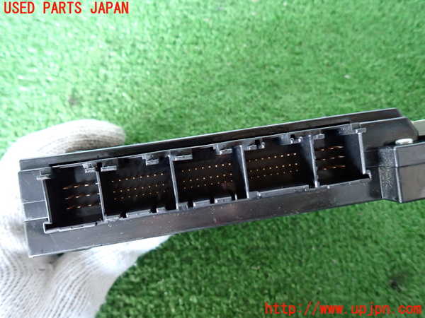 5UPJ-20156155]ベントレー・コンチネンタル・GT(BCBEB)コンピューター10 中古 3W0907040B_m0003.jpg