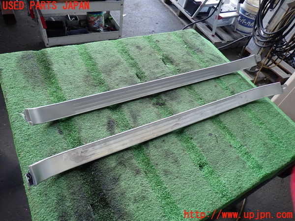 5UPJ-20157740]ベントレー・コンチネンタル・GT(BCBEB)スカッフプレート 中古_m0001.jpg