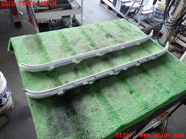 5UPJ-20157740]ベントレー・コンチネンタル・GT(BCBEB)スカッフプレート 中古_m0002.jpg