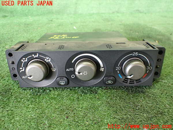 5UPJ-20166066]ランエボ7 GT-A(CT9A)エアコンスイッチ1 中古_m0001.jpg