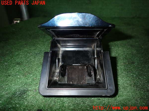 5UPJ-20167821]ランエボ7 GT-A(CT9A)灰皿1 中古_m0003.jpg