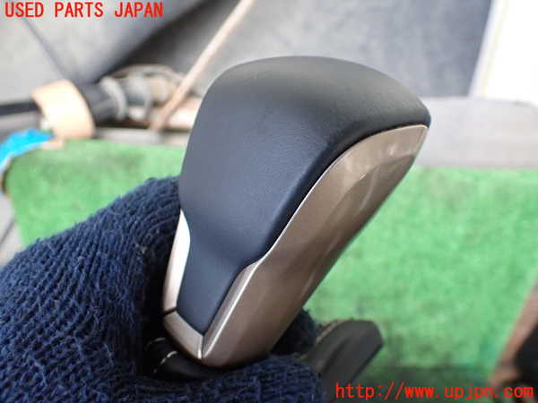 5UPJ-20187570]ジープグランドチェロキー(WK36TA)シフトノブ 中古_m0002.jpg