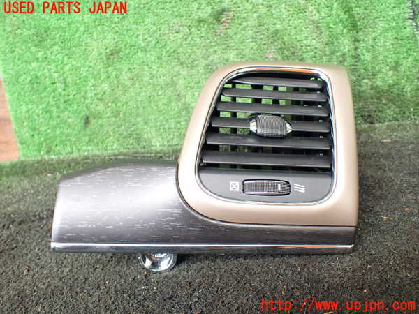 1UPJ-20187526]ジープグランドチェロキー(WK36TA)エアコン吹き出し口1（右） 中古_m0001.jpg