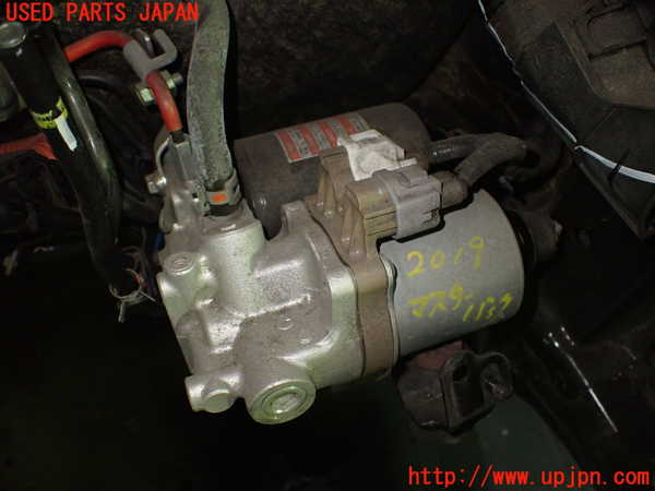 5UPJ-20194055]プリウスα(ZVW41W)ブレーキマスターバック 中古_m0001.jpg