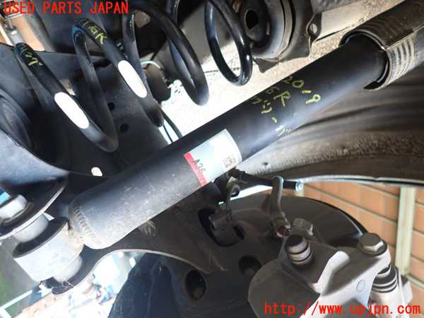 5UPJ-20195070]プリウスα(ZVW41W)右リアショックアブソーバー 中古_m0002.jpg