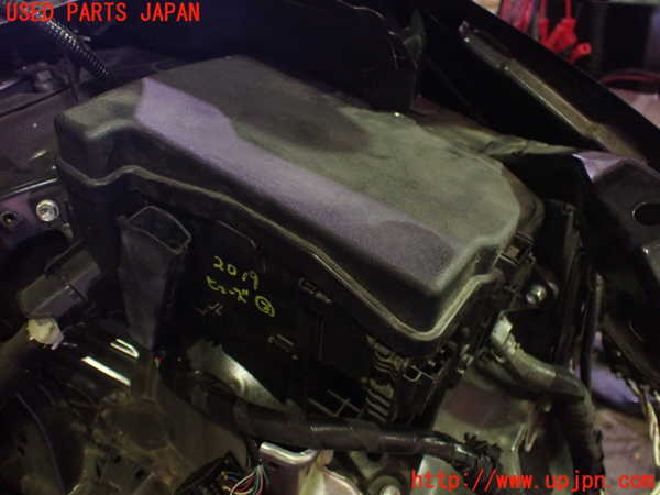 5UPJ-20196742]プリウスα(ZVW41W)ヒューズボックス2 中古_m0001.jpg