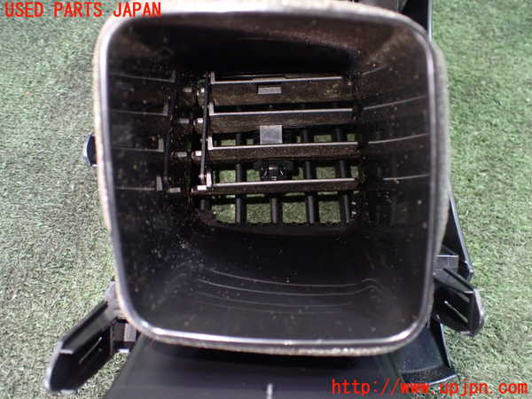 5UPJ-20197526]プリウスα(ZVW41W)エアコン吹き出し口1 (右) 中古_m0004.jpg