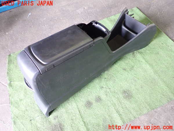 5UPJ-20197540]プリウスα(ZVW41W)センターコンソール 中古_m0001.jpg