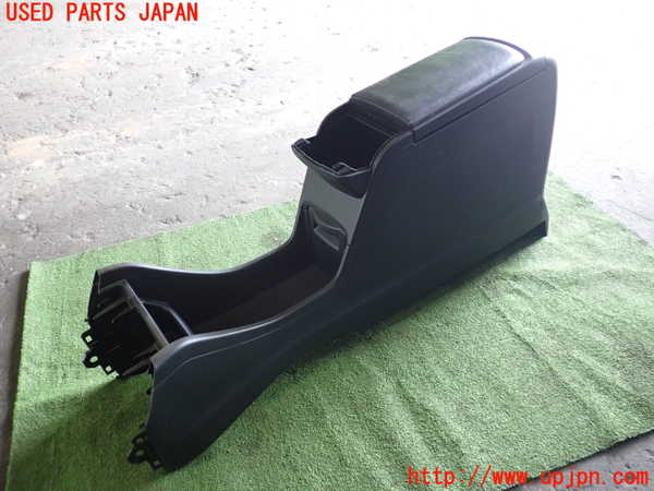 5UPJ-20197540]プリウスα(ZVW41W)センターコンソール 中古_m0005.jpg