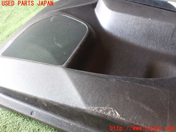 5UPJ-20191234]プリウスα(ZVW41W)右前ドア内張り 中古_m0002.jpg