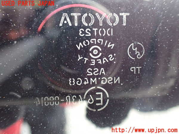 5UPJ-20211380]ランクルプラド(KZJ78W)右クォーターガラス NSG M468 中古_m0002.jpg