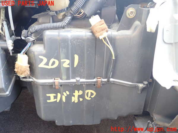 5UPJ-20216081]ランクルプラド(KZJ78W)エバポレーター1 中古_m0001.jpg