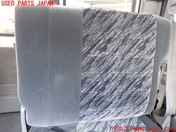 5UPJ-20217265]ランクルプラド(KZJ78W)左3列目シート 中古_m0002.jpg