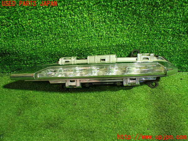 1UPJ-20221182]ベンツ CLS350(218359C C218)左フォグ 中古_m0001.jpg