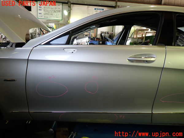1UPJ-20221260]ベンツ CLS350(218359C C218)左前ドア 43R-000677 中古_m0001.jpg